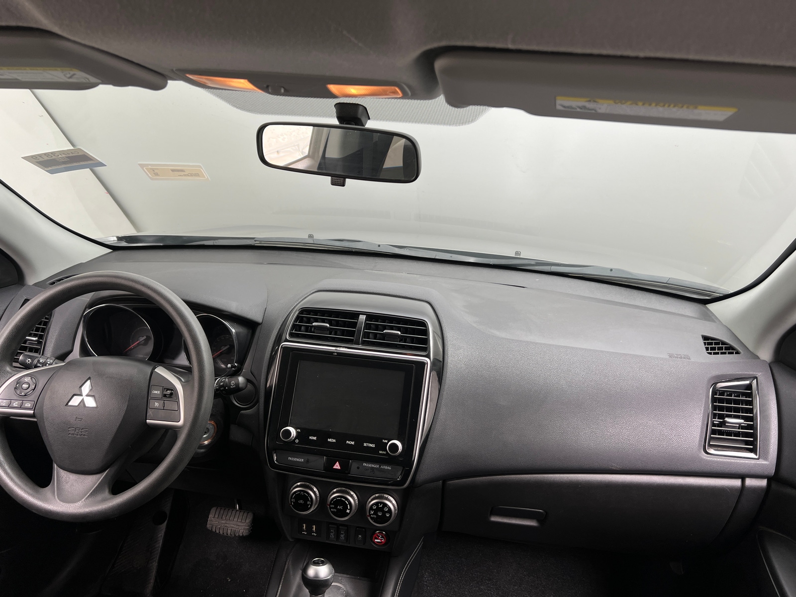 Thumbnail: 2020 Mitsubishi Outlander Sport - 3