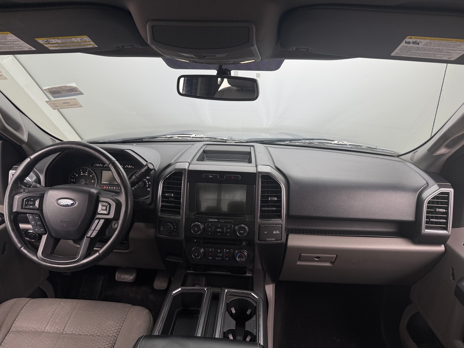 Thumbnail: 2017 Ford Econoline - 3