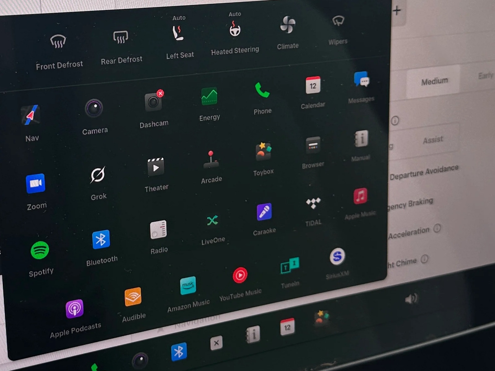 Thumbnail: 2022 Tesla Model Y - 3