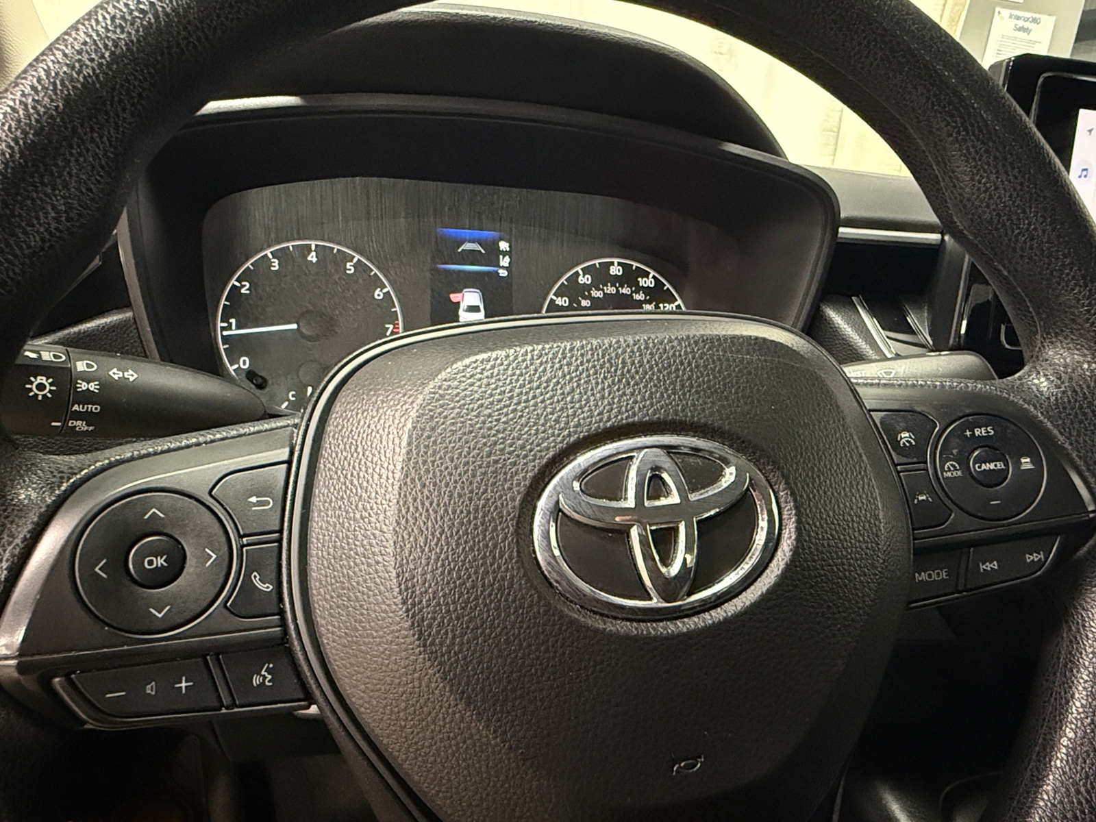 Thumbnail: 2024 Toyota Corolla - 5