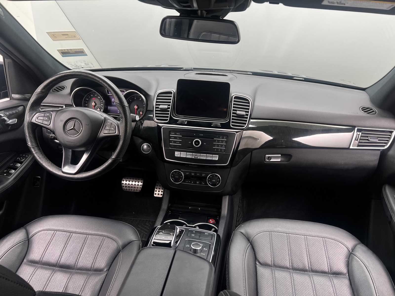 Thumbnail: 2019 Mercedes-Benz GLE - 2