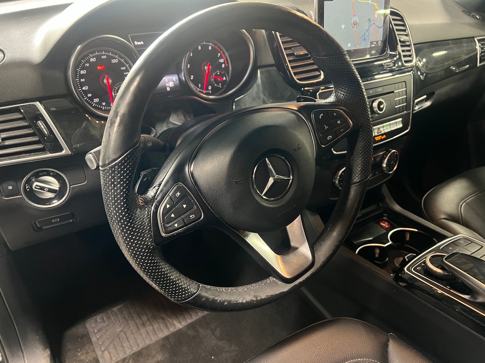 Thumbnail: 2019 Mercedes-Benz GLE - 4