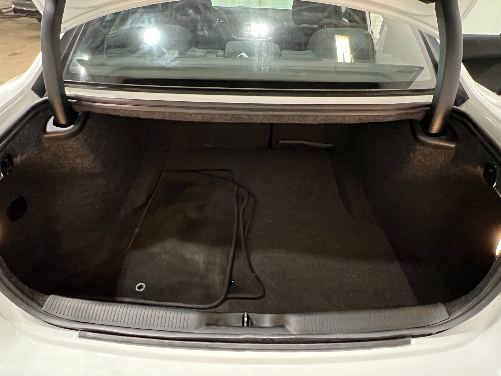 Thumbnail: 2018 Dodge Charger - 7