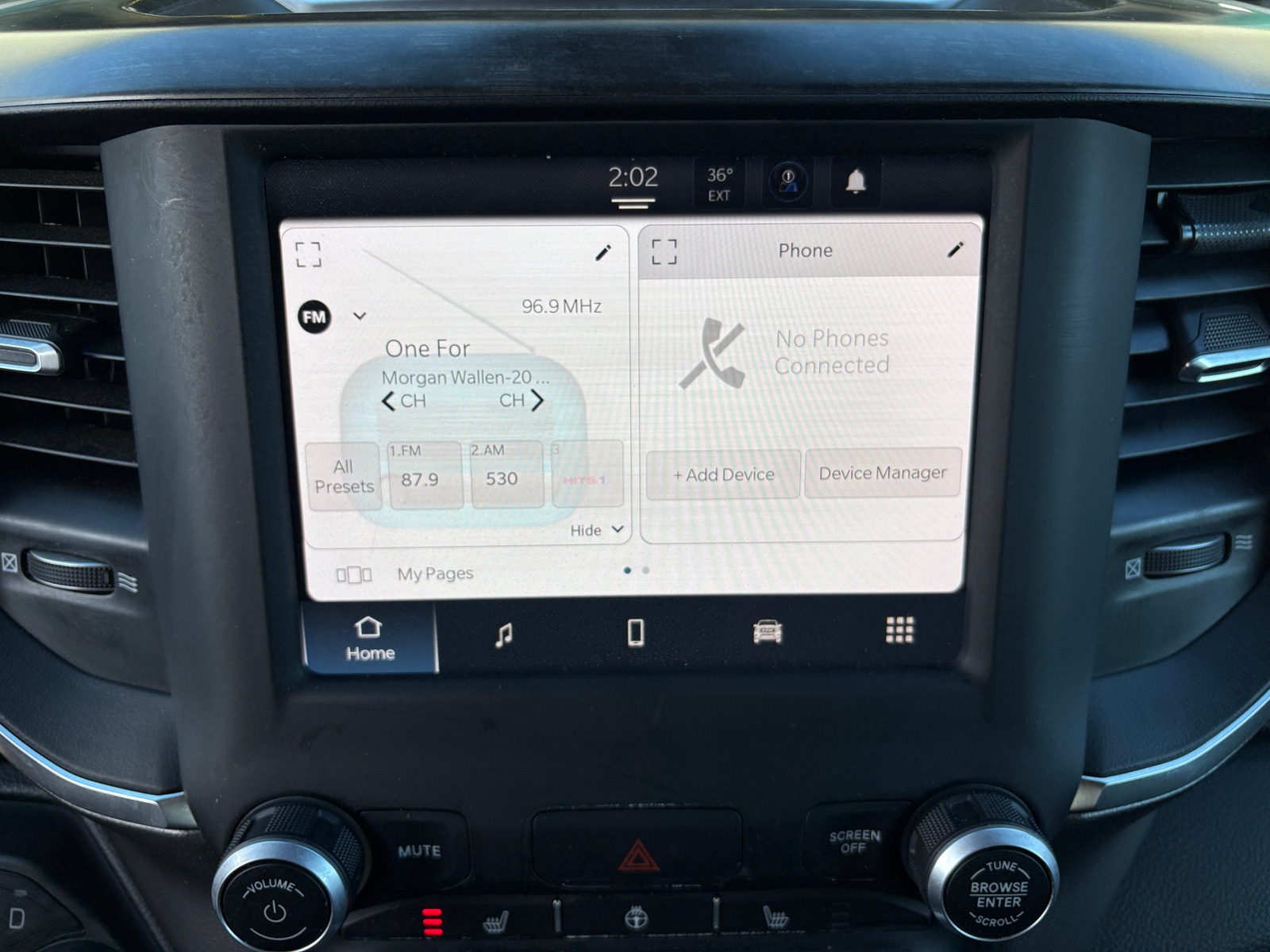 Thumbnail: 2024 RAM 1500 - 4