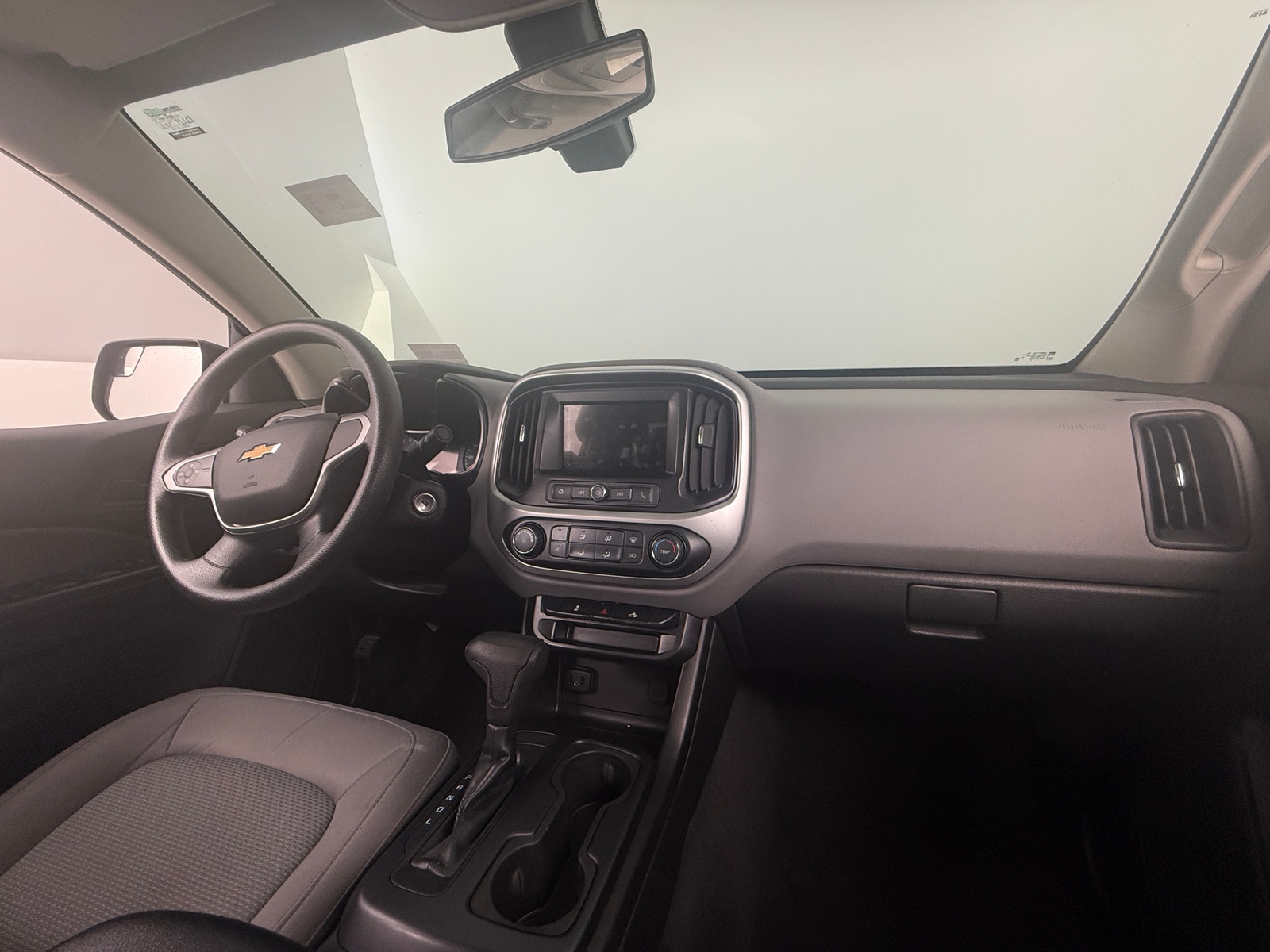 Thumbnail: 2019 Chevrolet Colorado - 3