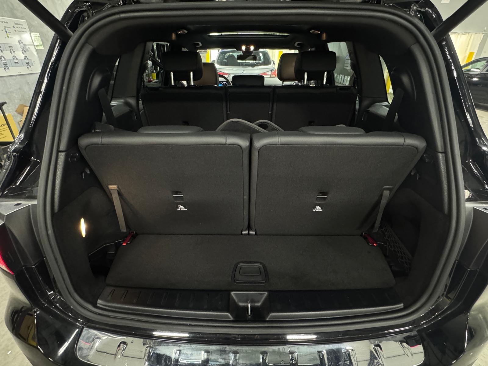 Thumbnail: 2022 Mercedes-Benz GLB - 6