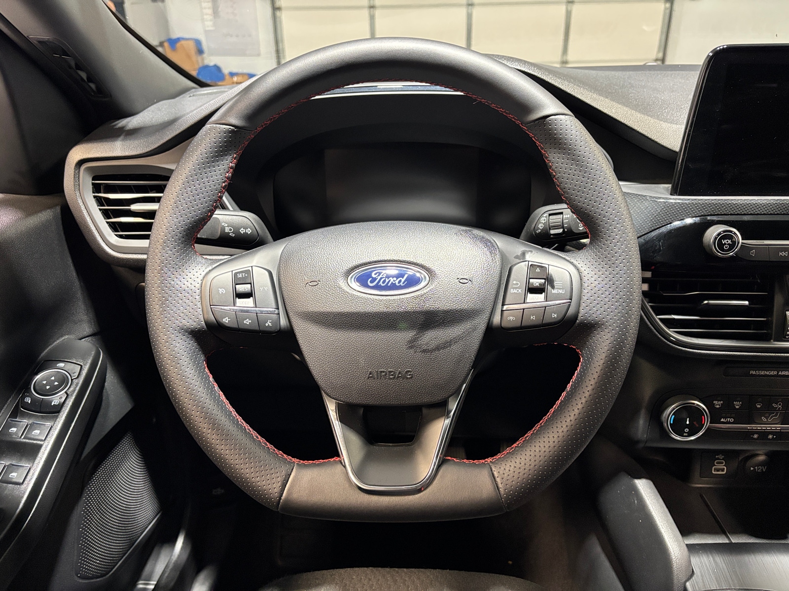 Thumbnail: 2025 Ford Escape - 5