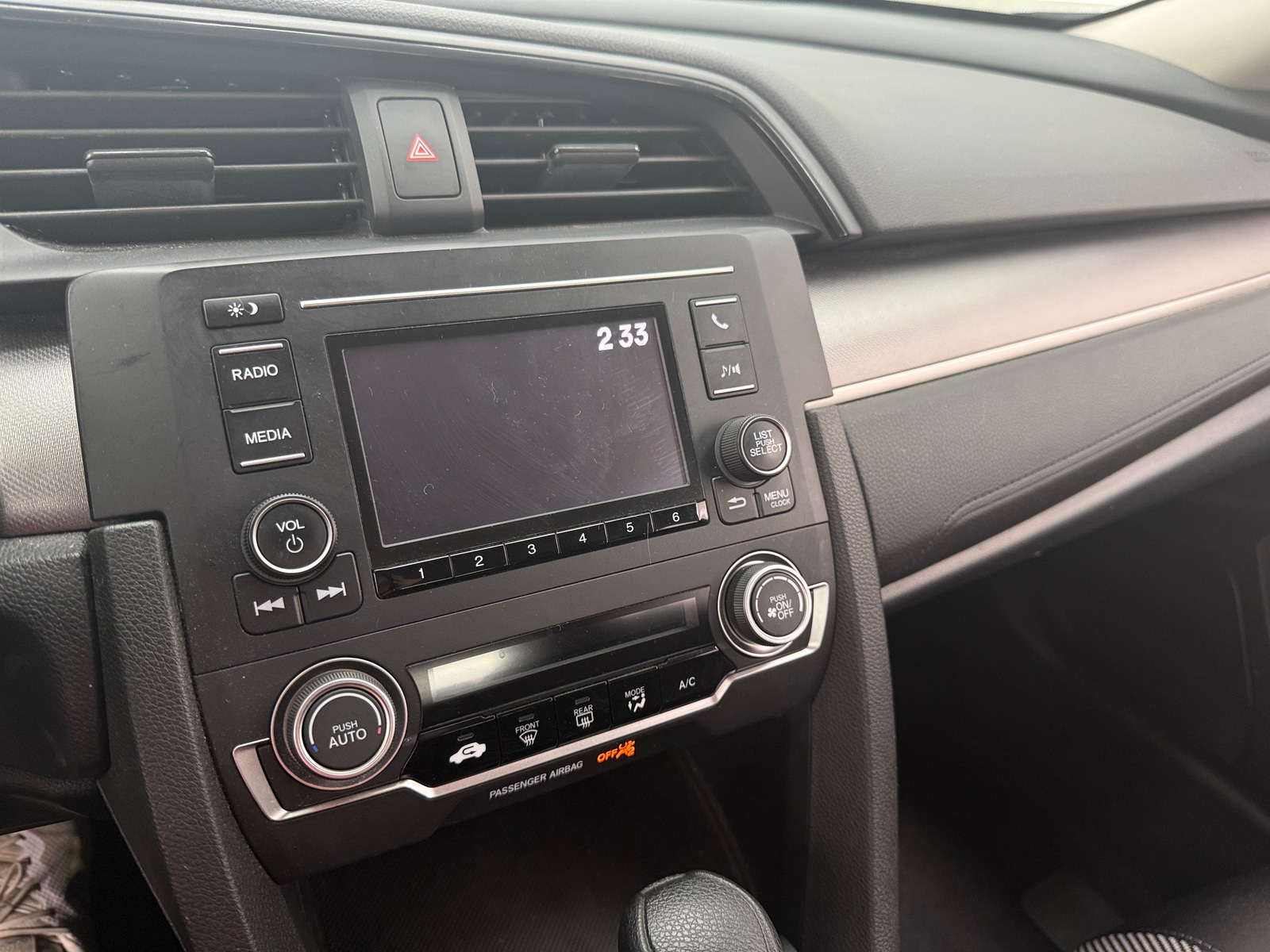 Thumbnail: 2016 Honda Civic - 4