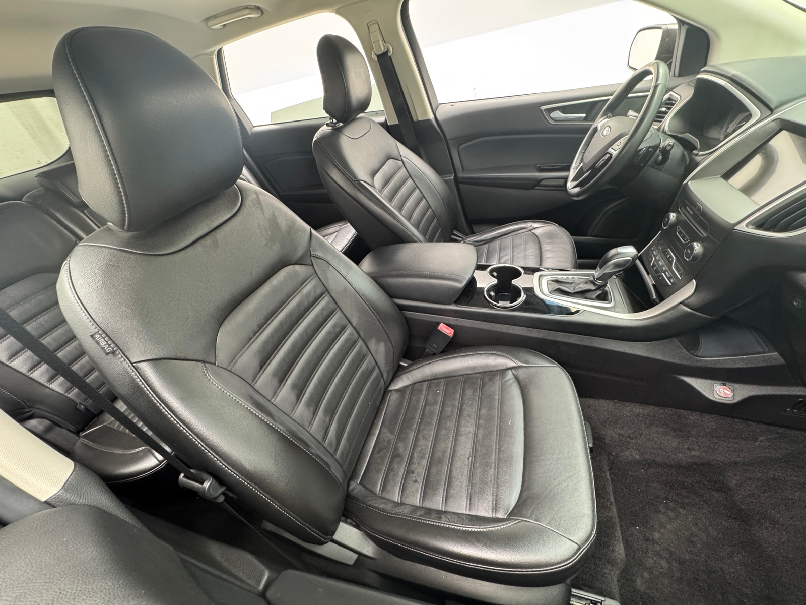 Thumbnail: 2016 Ford Edge - 2