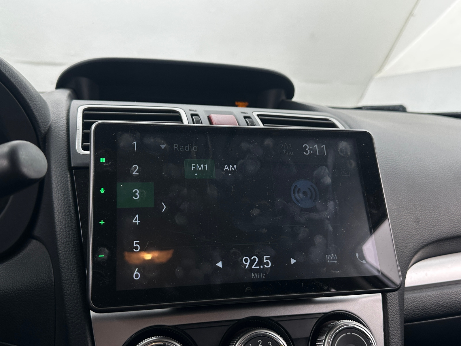 Thumbnail: 2017 Subaru Crosstrek - 4