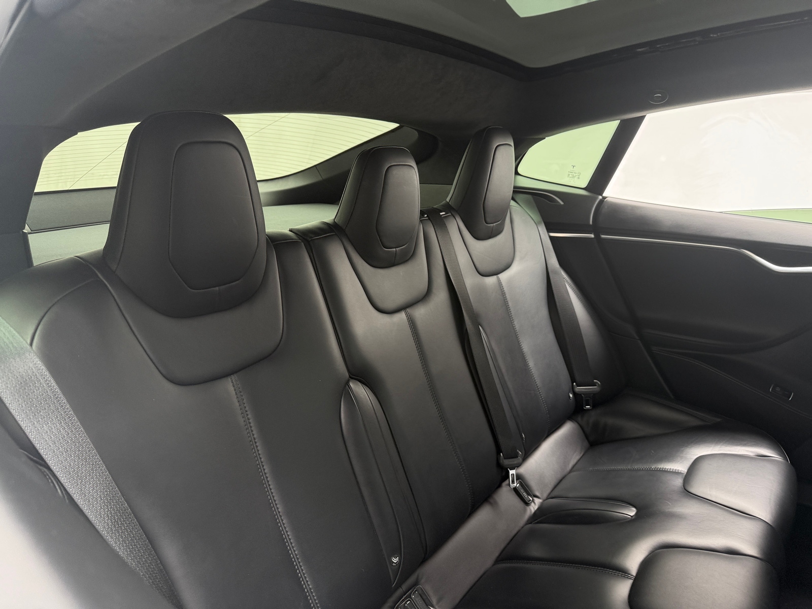 Thumbnail: 2017 Tesla Model S - 5