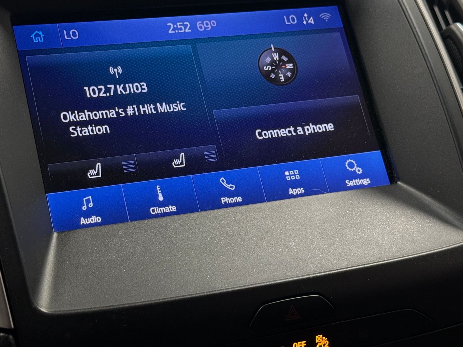 Thumbnail: 2020 Ford Edge - 3