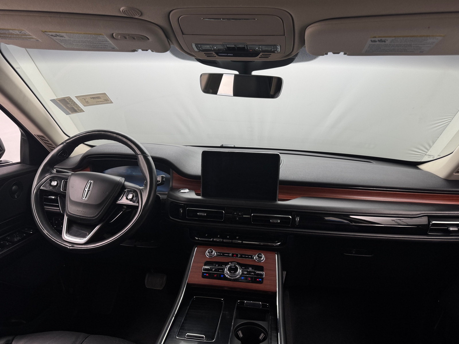 Thumbnail: 2023 Lincoln Aviator - 2