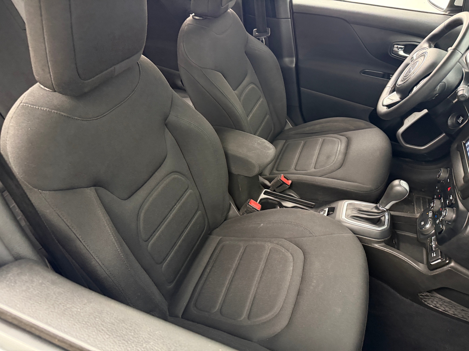 Thumbnail: 2021 Jeep Renegade - 2