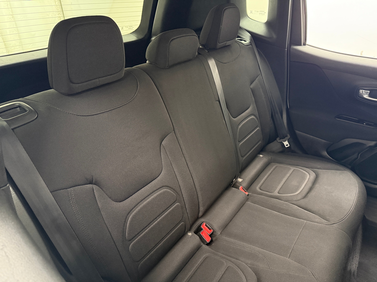 Thumbnail: 2021 Jeep Renegade - 6