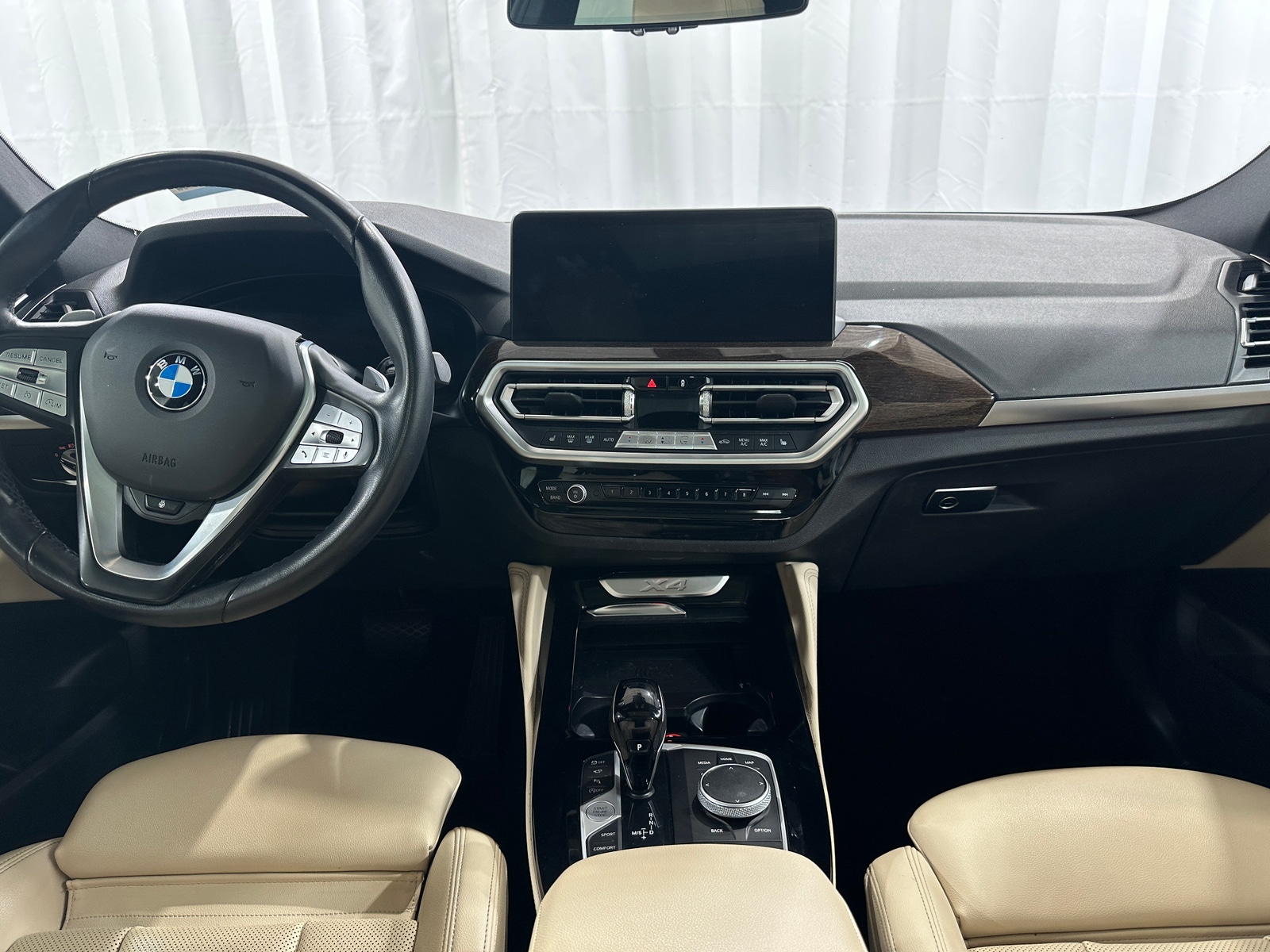 Thumbnail: 2023 BMW X4 - 3