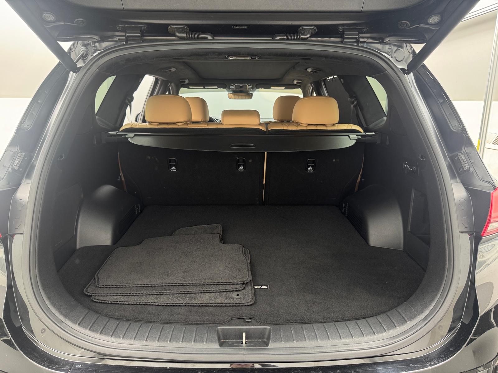 Thumbnail: 2021 Hyundai Santa Fe - 6