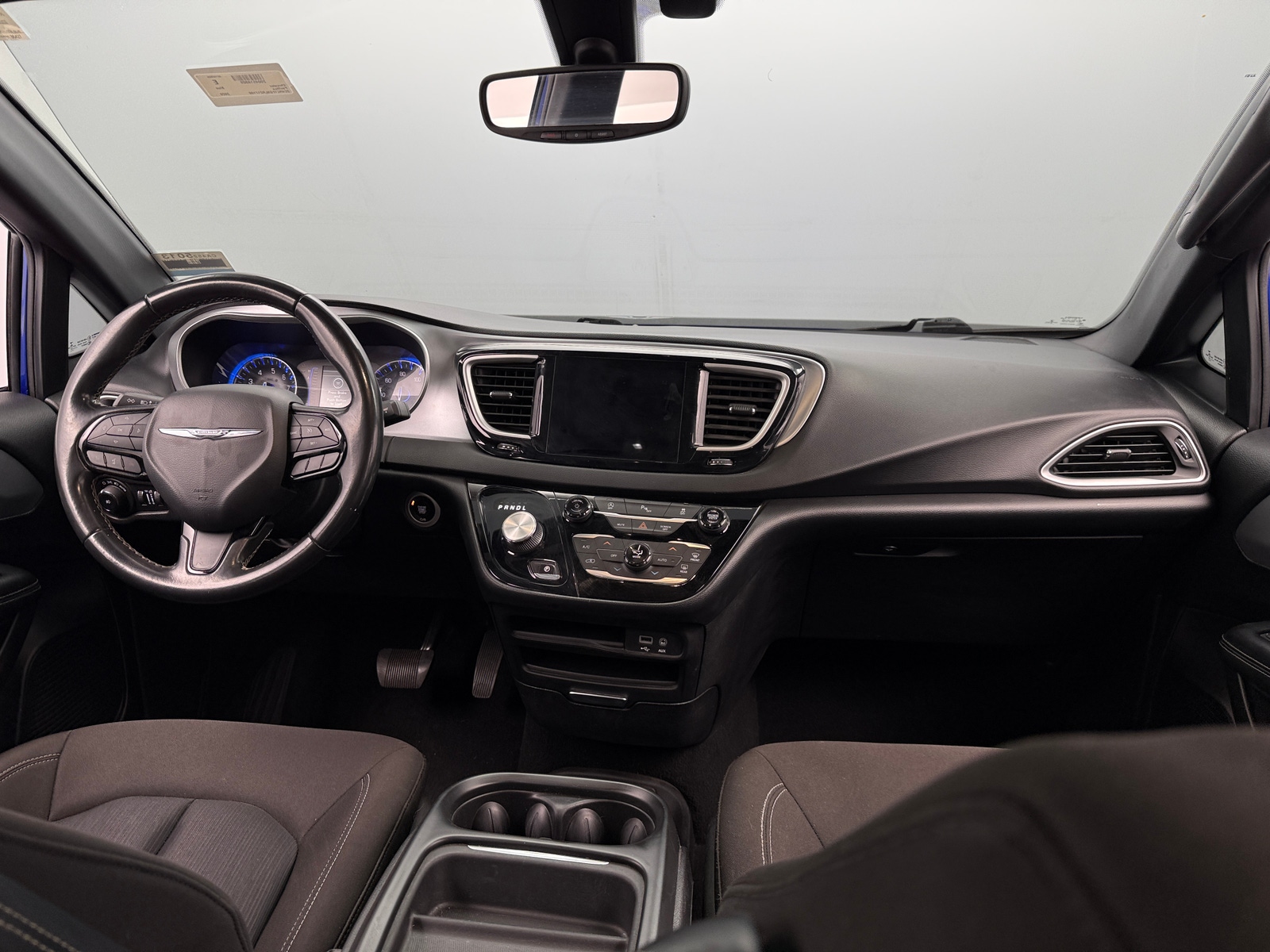 Thumbnail: 2020 Chrysler Pacifica - 3