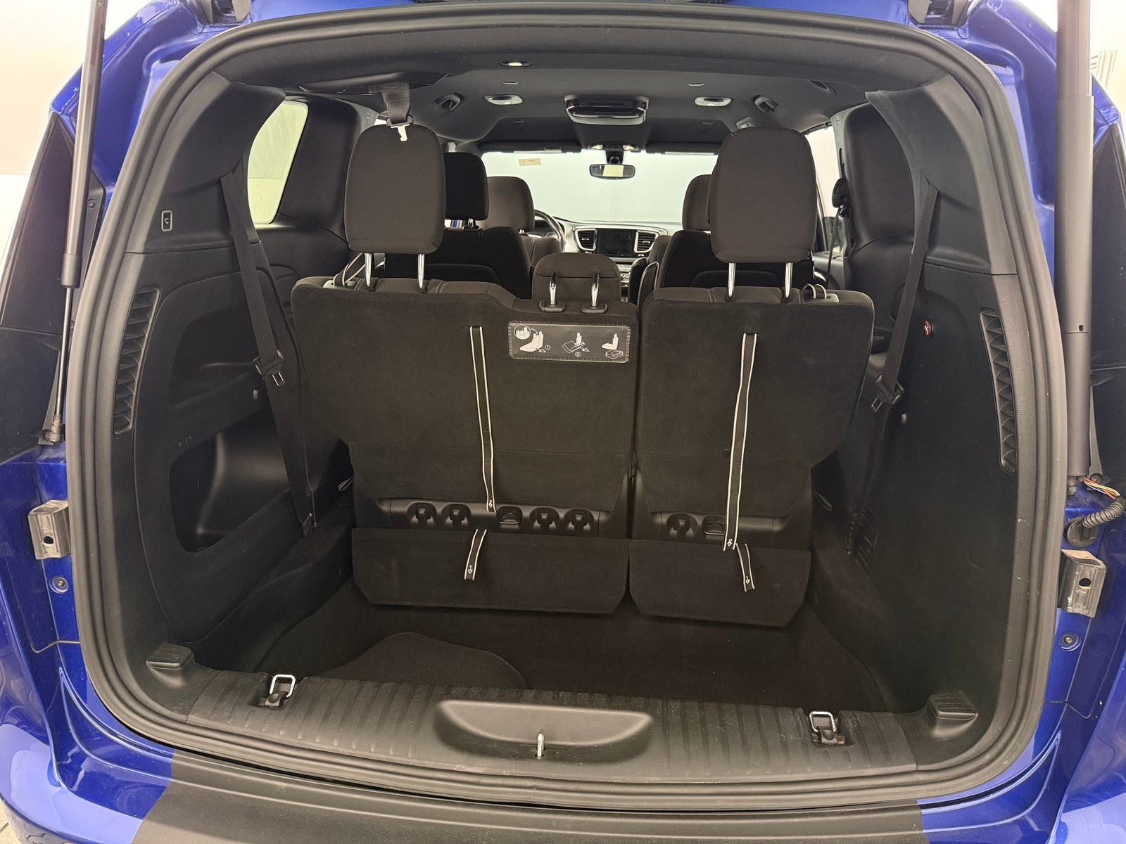 Thumbnail: 2020 Chrysler Pacifica - 7