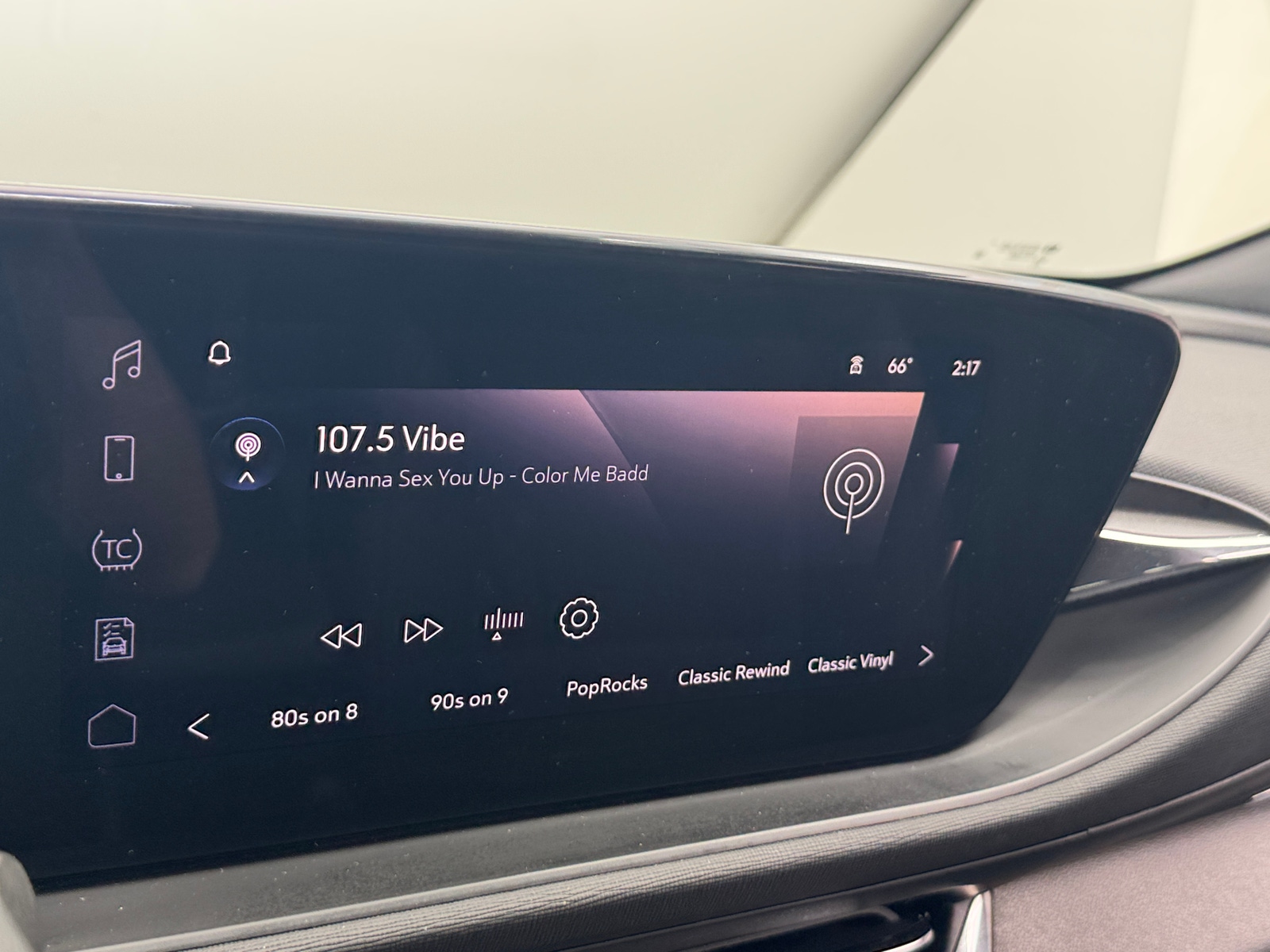 Thumbnail: 2025 Buick Envista - 3