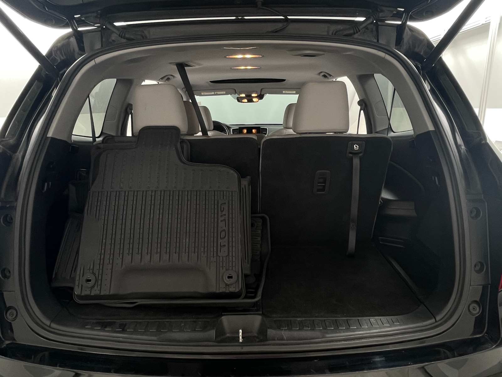 Thumbnail: 2019 Honda Pilot - 6