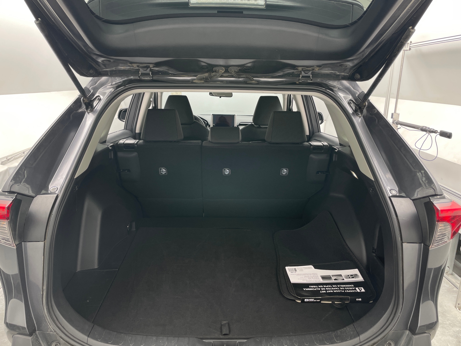 Thumbnail: 2025 Toyota RAV4 - 7