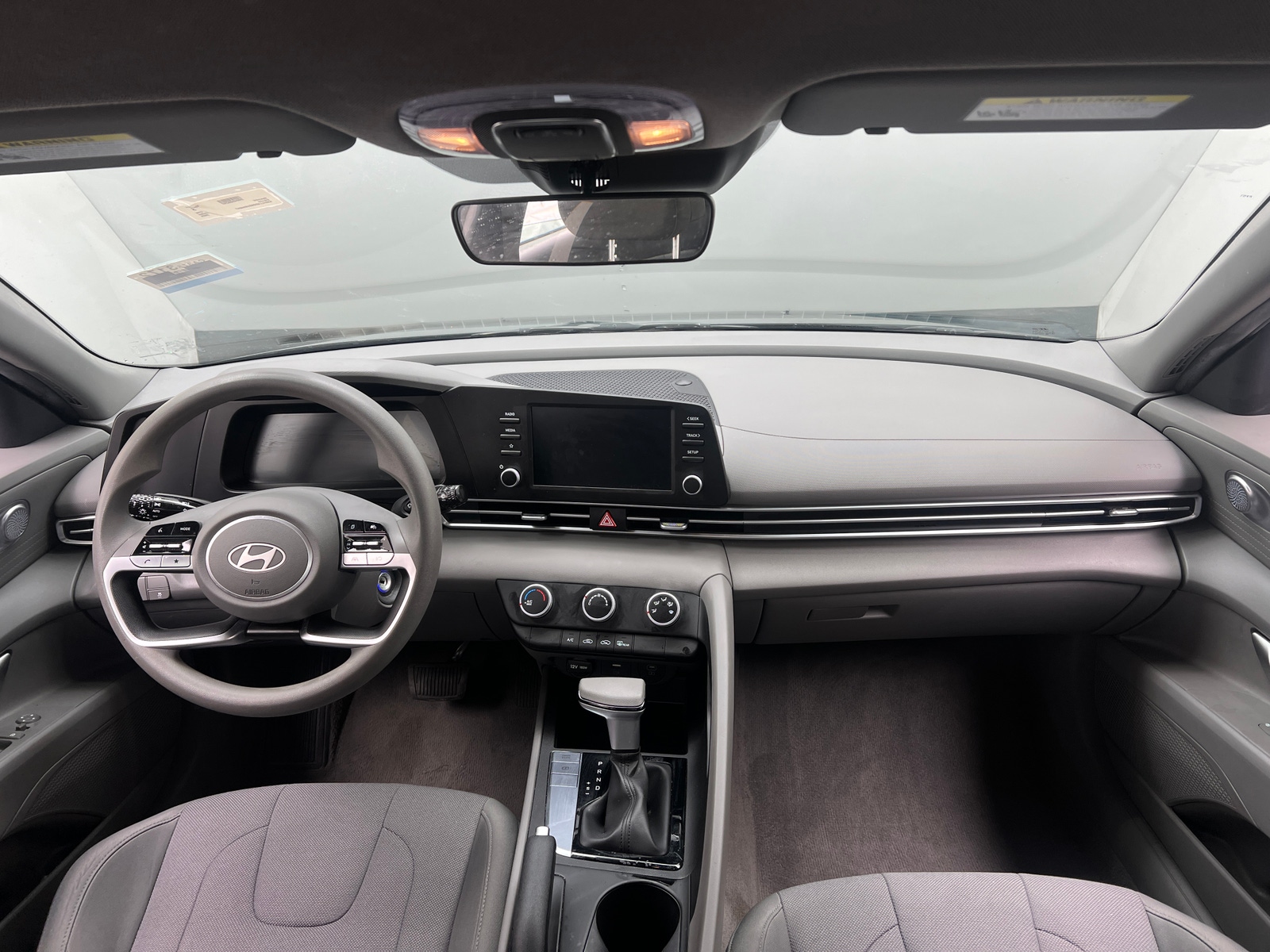 Thumbnail: 2025 Hyundai Elantra - 3