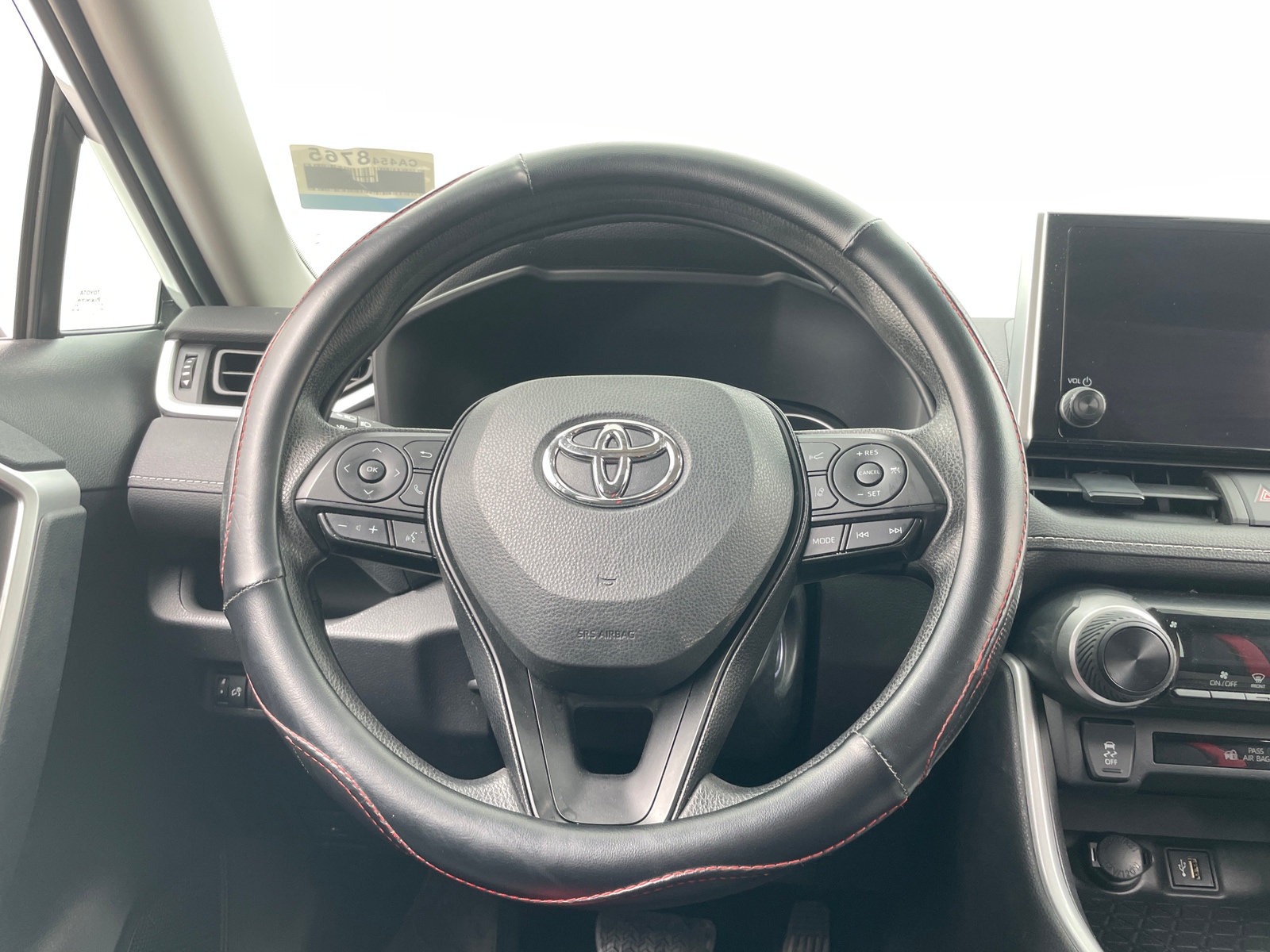 Thumbnail: 2023 Toyota RAV4 - 5