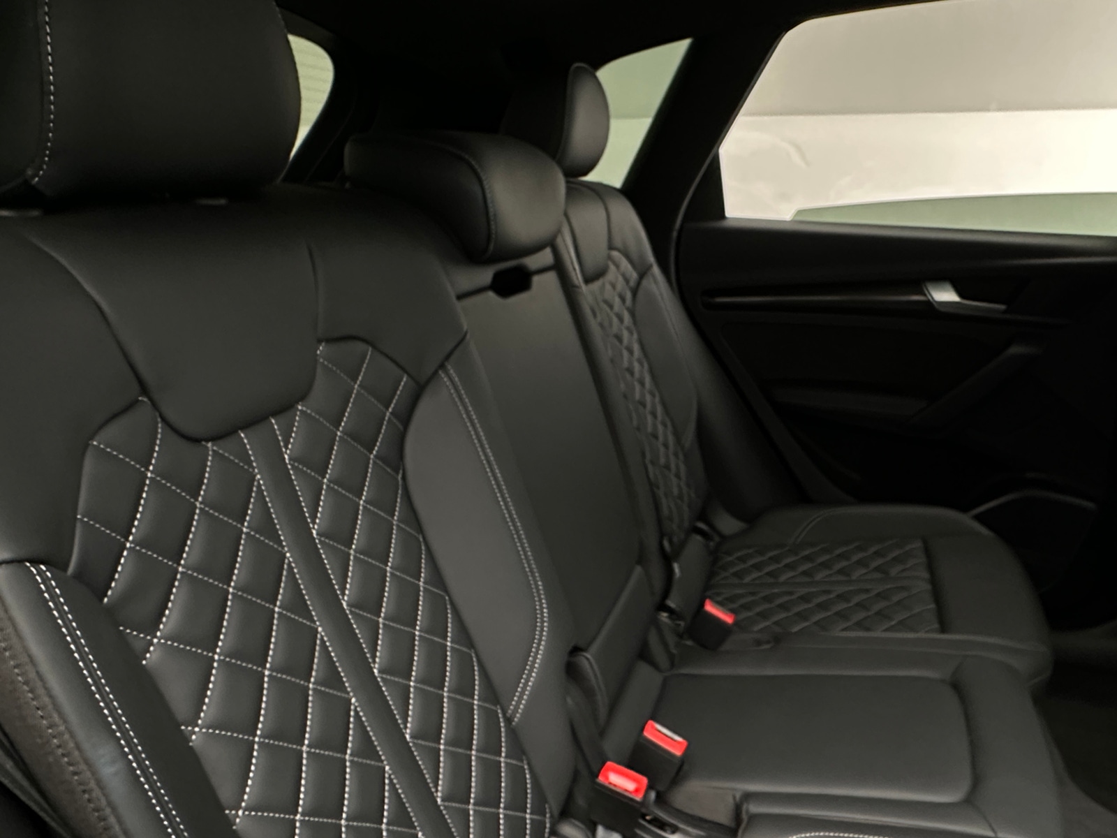 Thumbnail: 2023 Audi SQ5 - 5