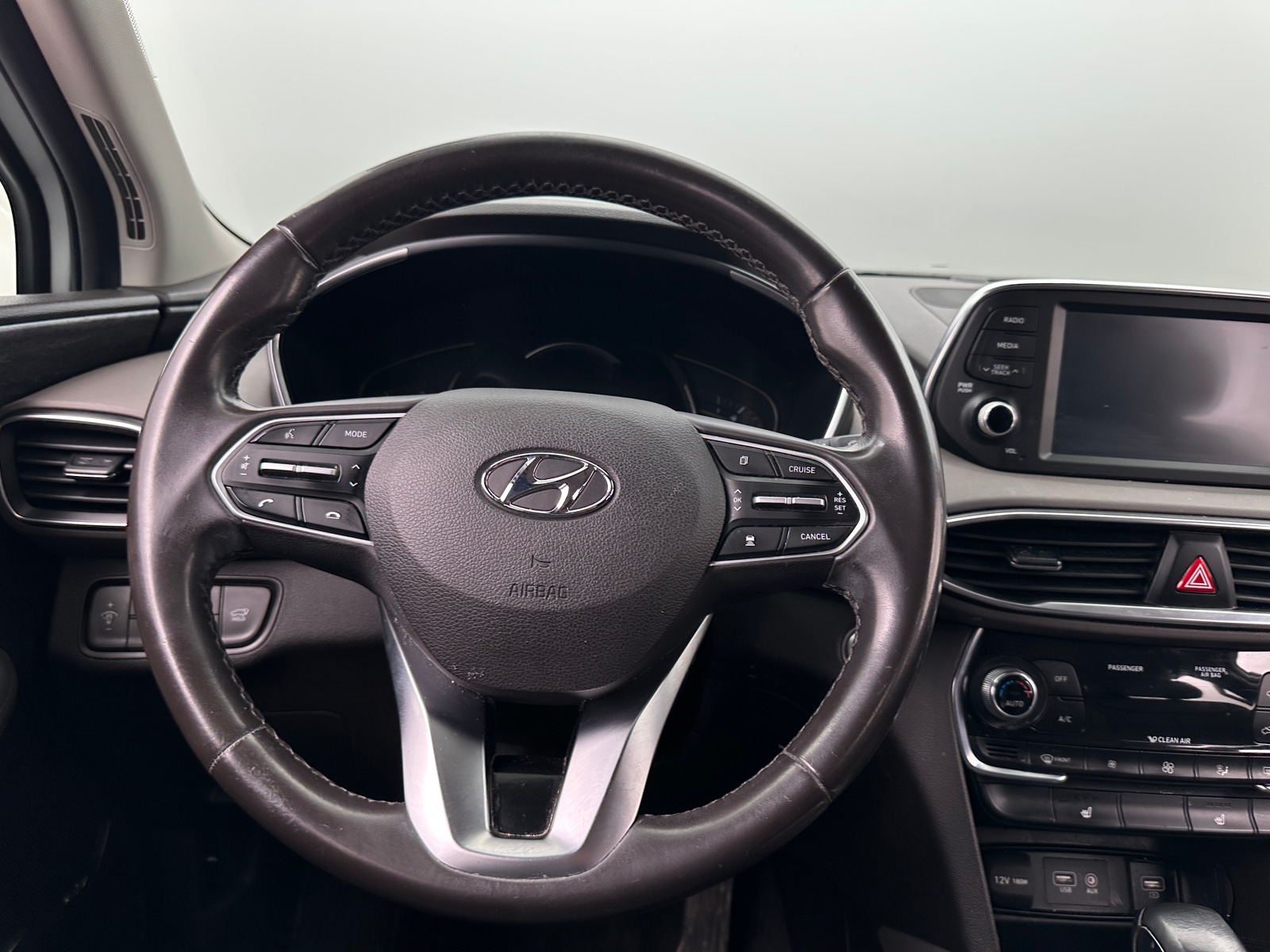 Thumbnail: 2019 Hyundai Santa Fe - 5