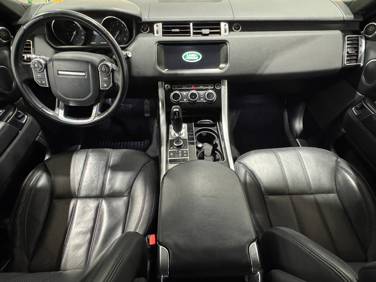 Thumbnail: 2017 Land Rover Range Rover Sport - 2