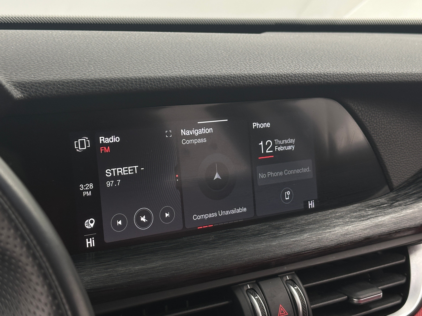 Thumbnail: 2021 Alfa Romeo Stelvio - 3