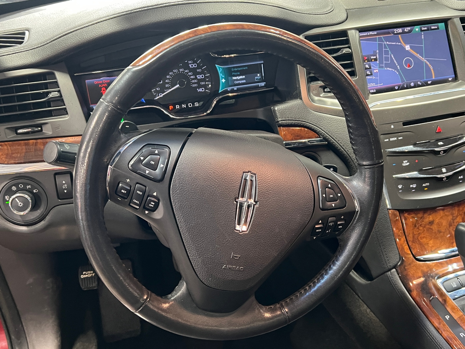 Thumbnail: 2013 Lincoln MKS - 4