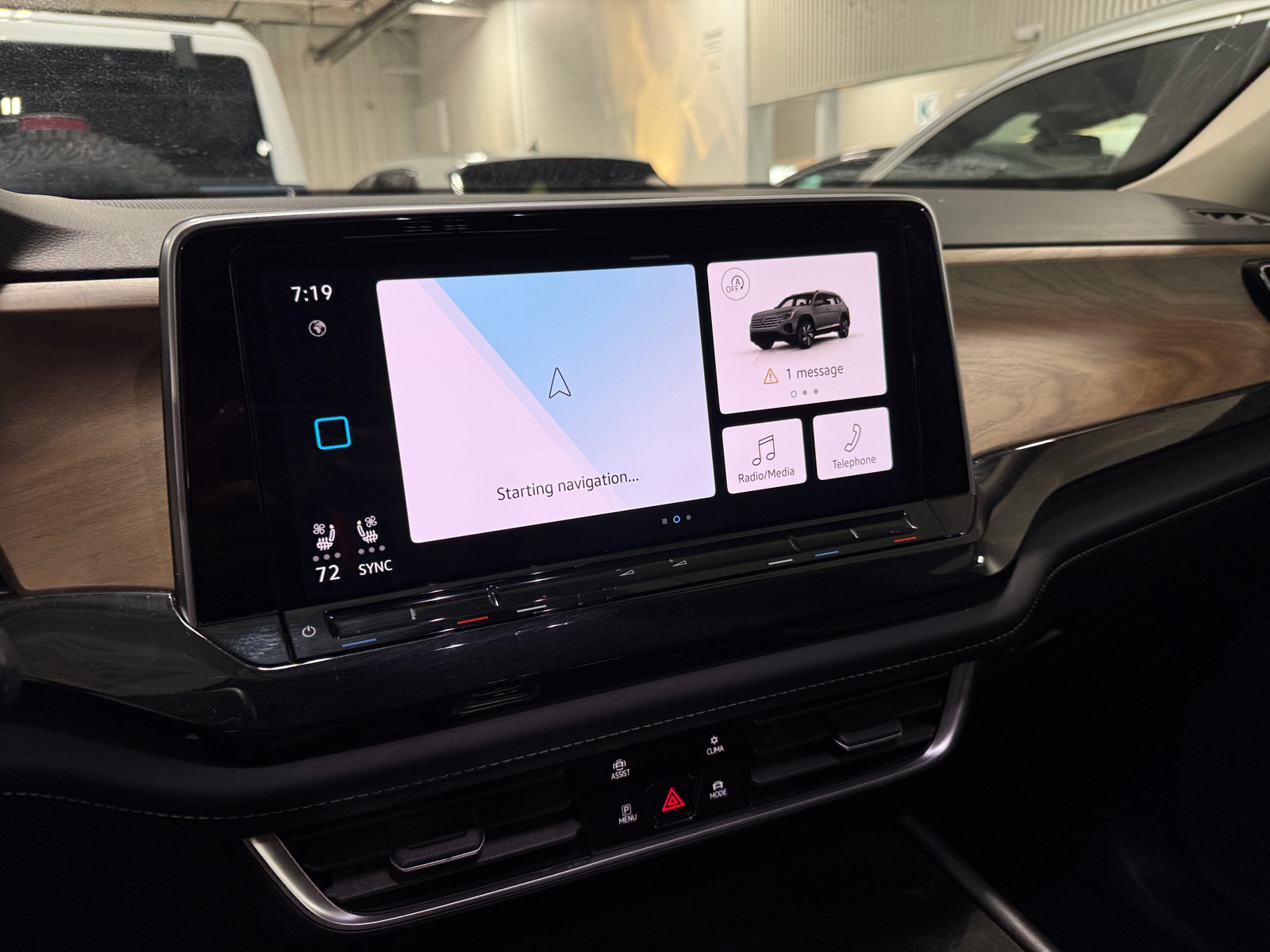 Thumbnail: 2025 Volkswagen Atlas - 3