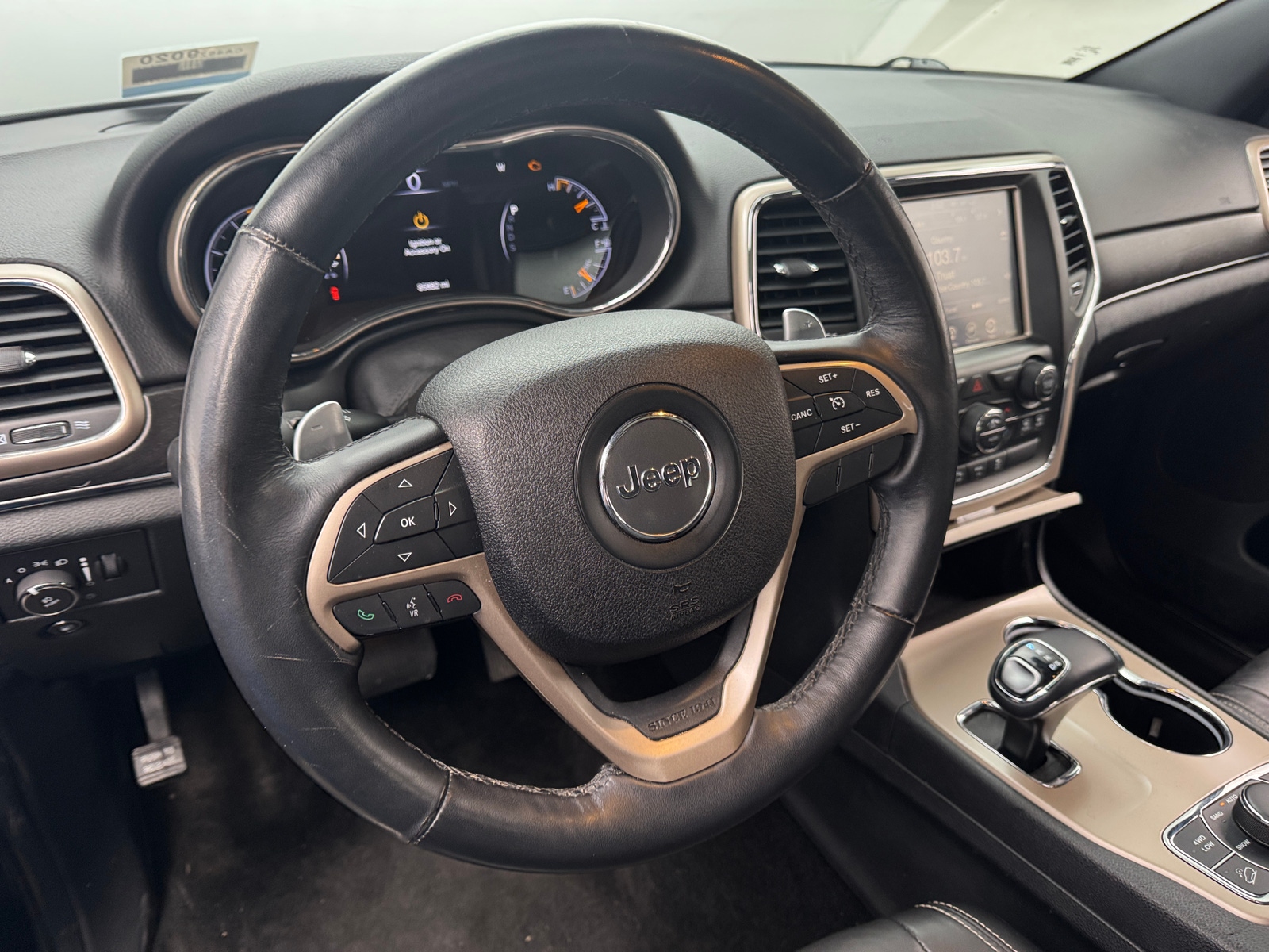 Thumbnail: 2015 Jeep Grand Cherokee - 4