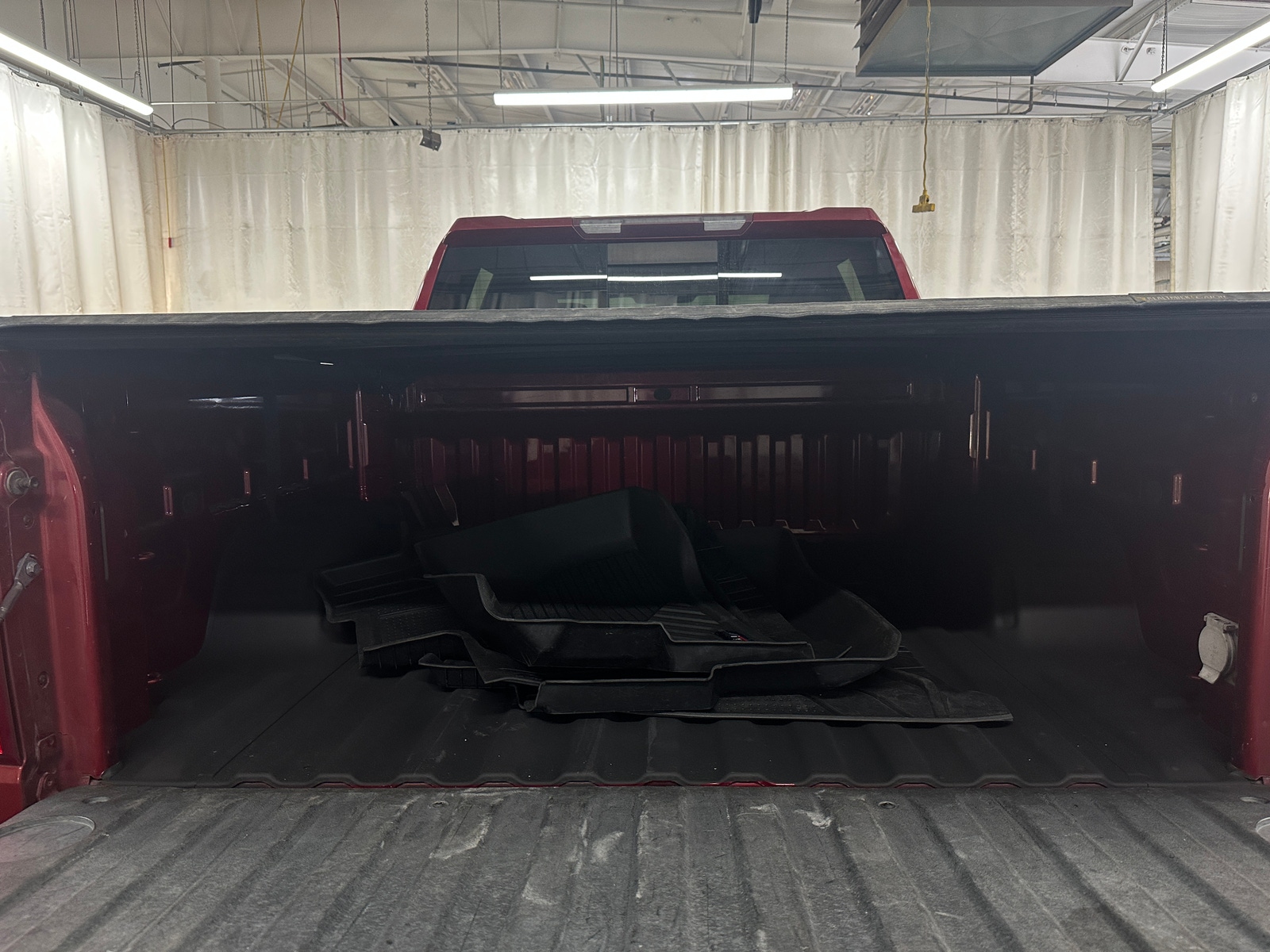 Thumbnail: 2020 Chevrolet Silverado 1500 - 7
