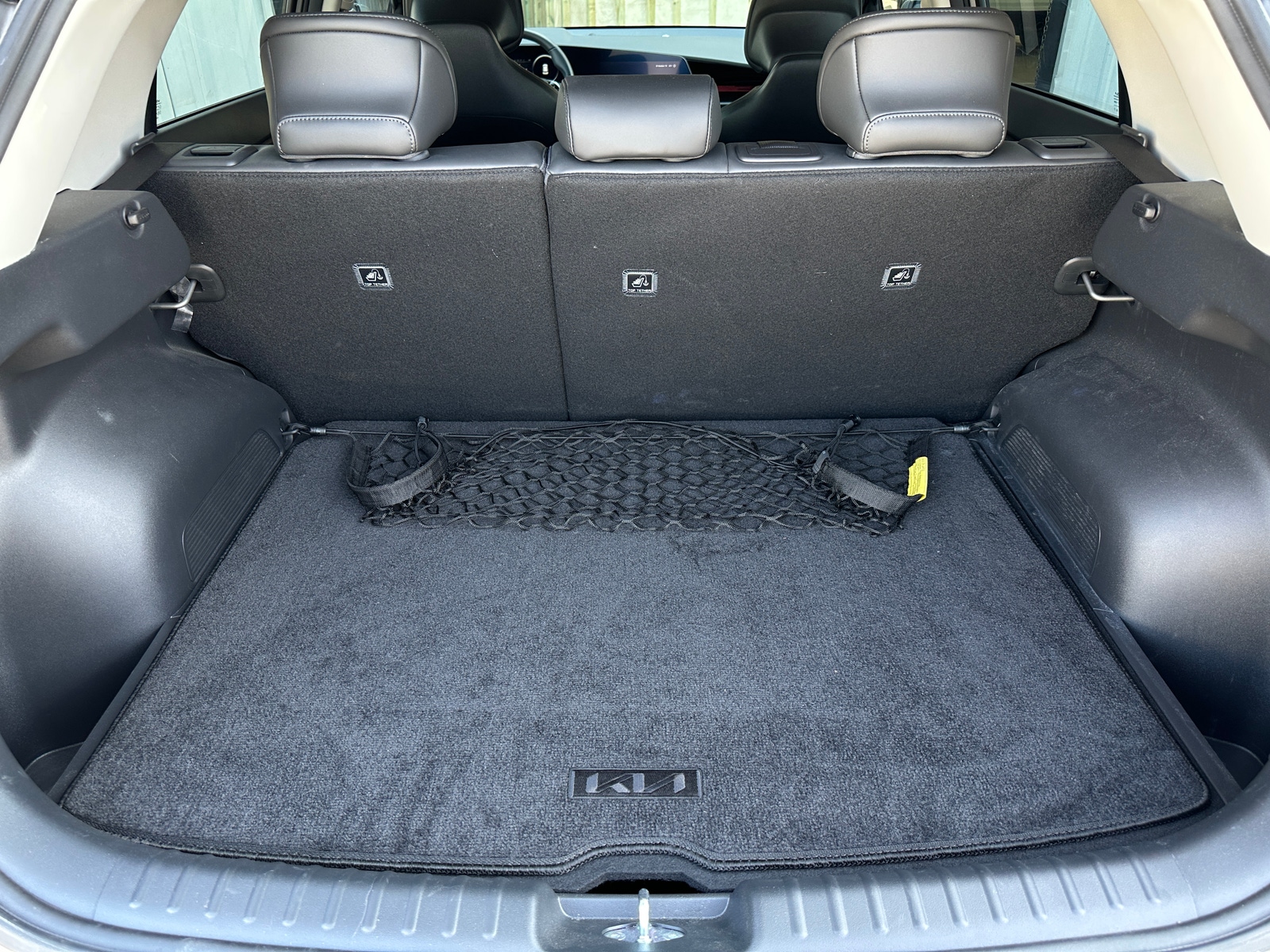 Thumbnail: 2023 Kia Niro - 6