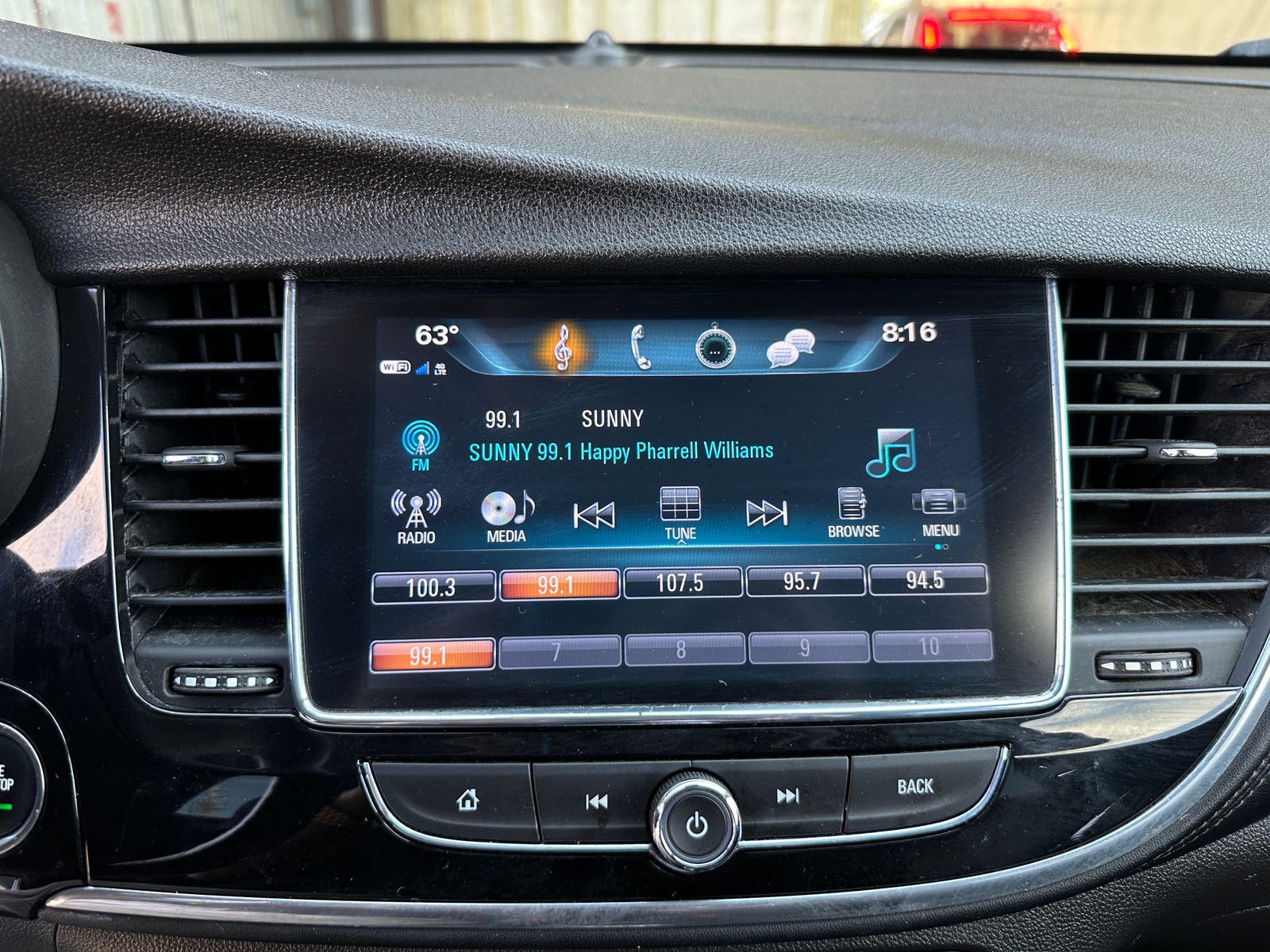 Thumbnail: 2020 Buick Encore - 3