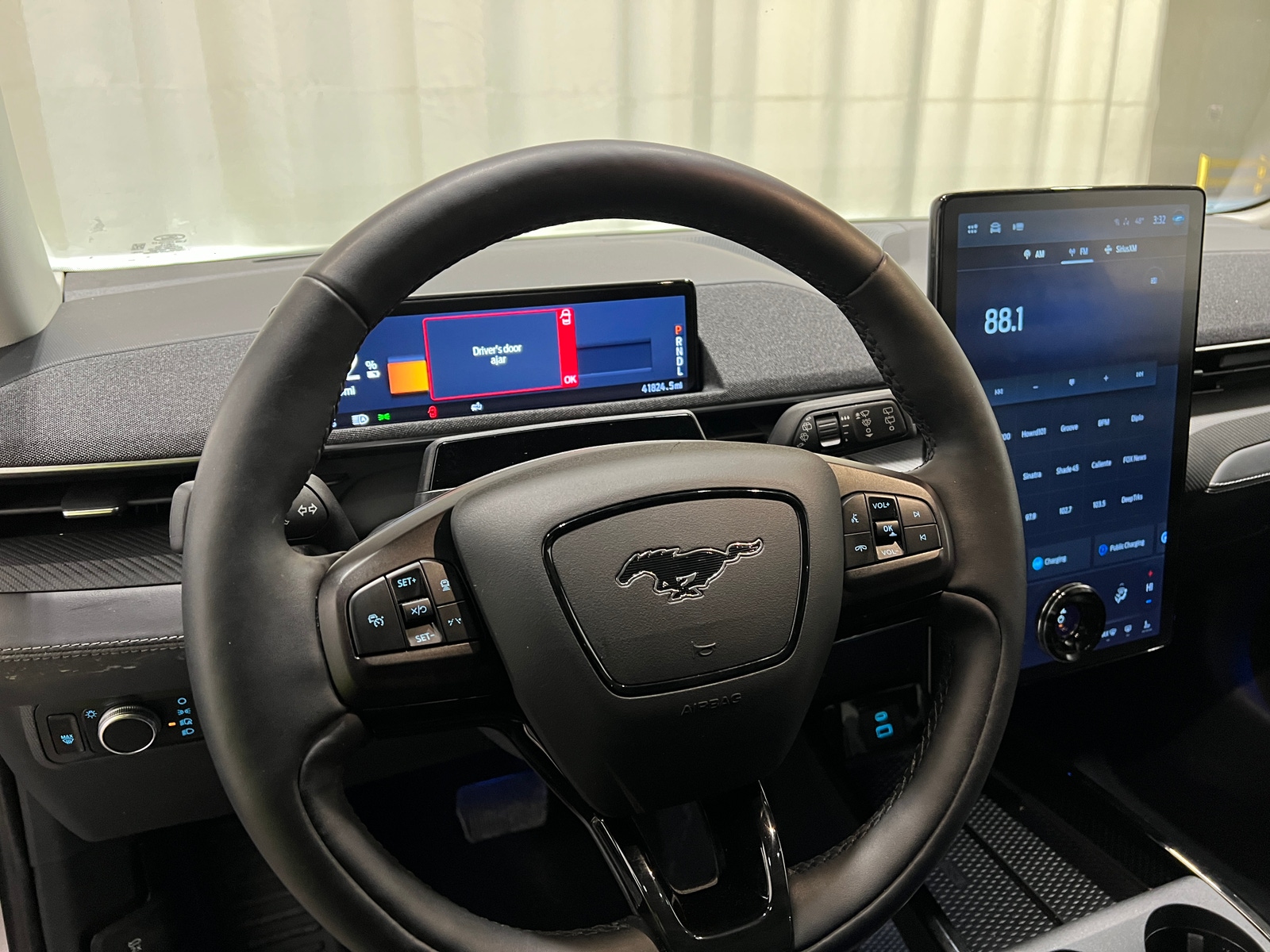 Thumbnail: 2021 Ford Mustang Mach-E - 4