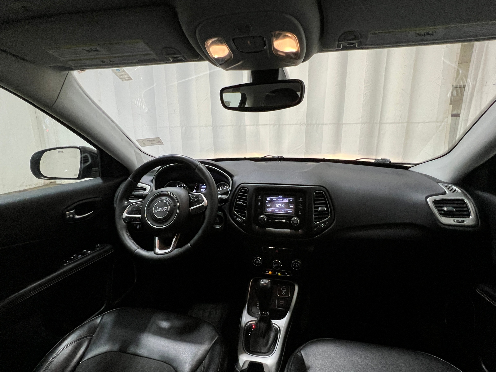 Thumbnail: 2018 Jeep Compass - 3