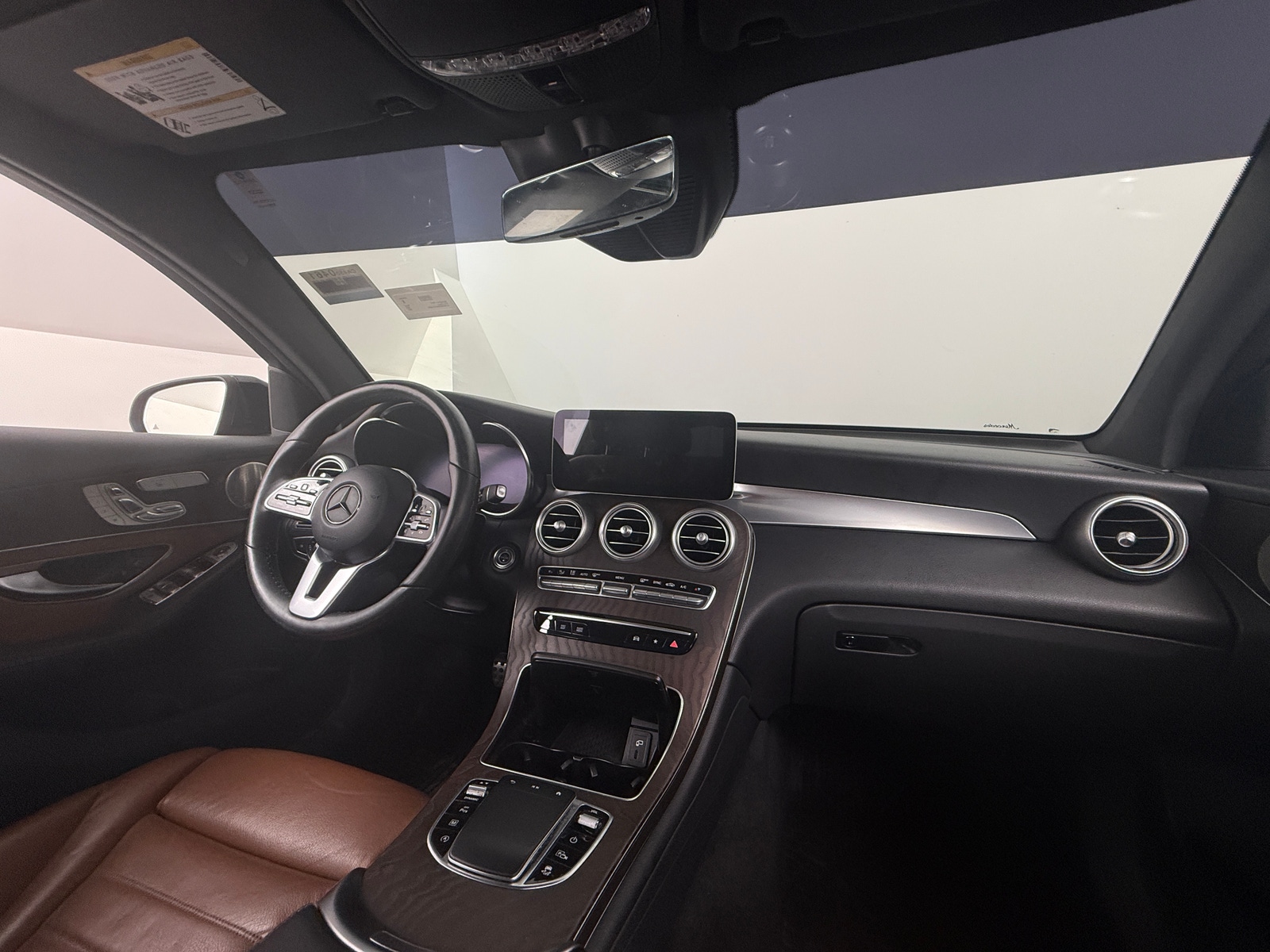 Thumbnail: 2021 Mercedes-Benz GLC - 2