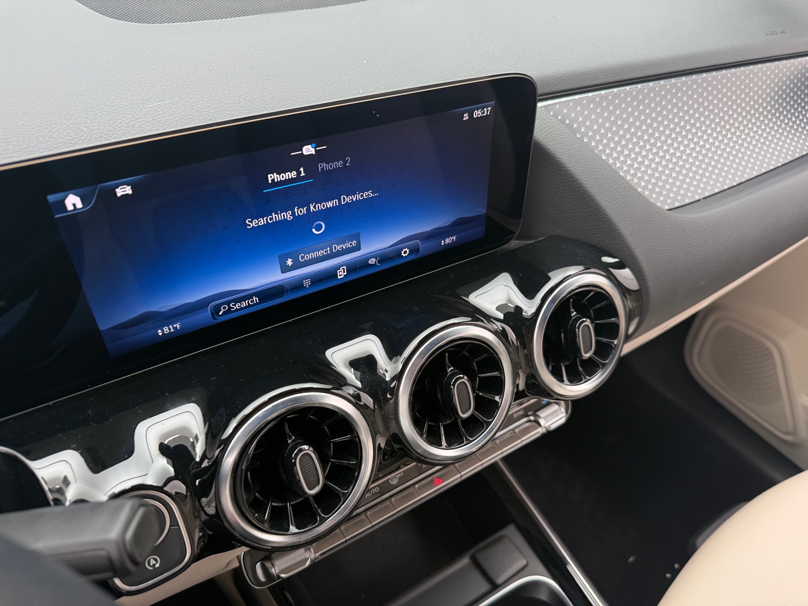 Thumbnail: 2025 Mercedes-Benz GLA - 3