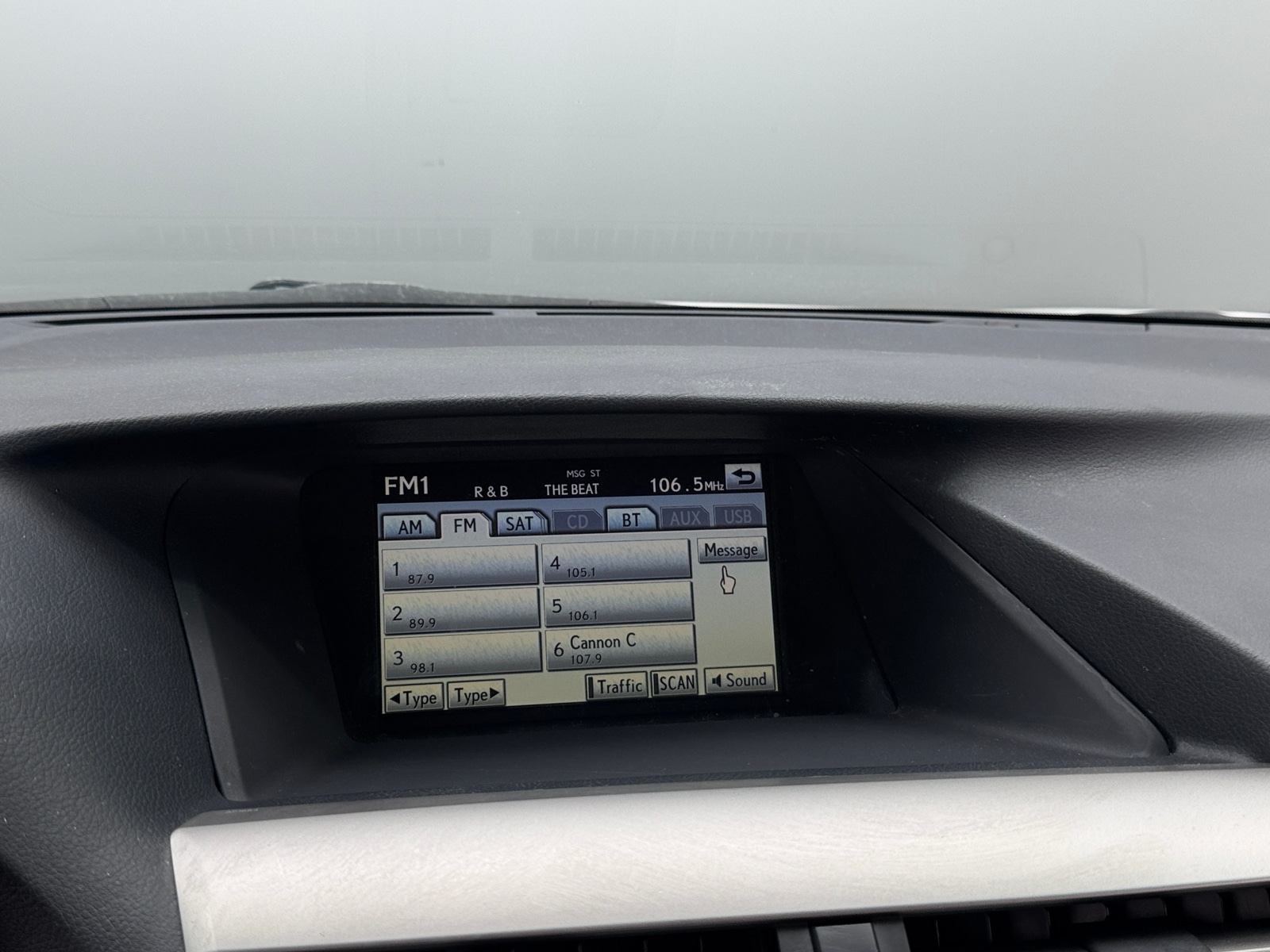 Thumbnail: 2010 Lexus RX - 4