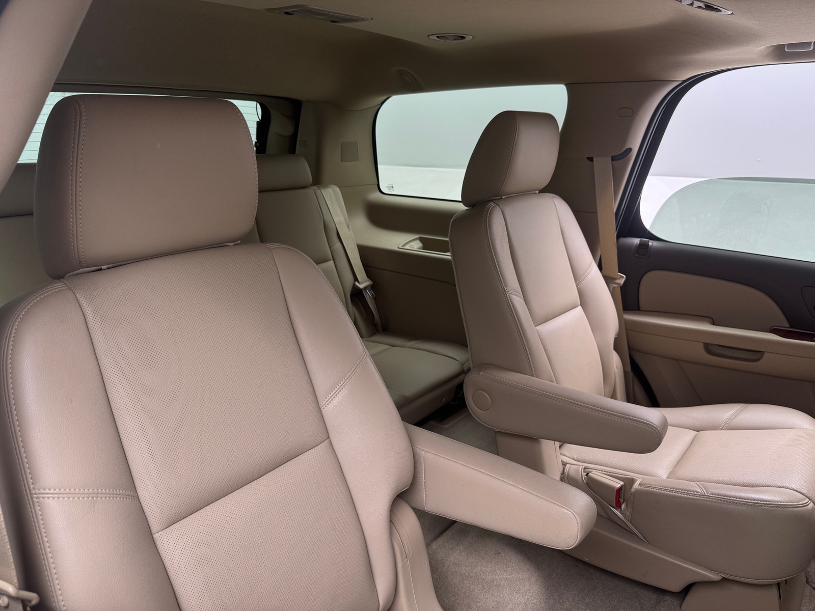 Thumbnail: 2014 Chevrolet Tahoe - 5