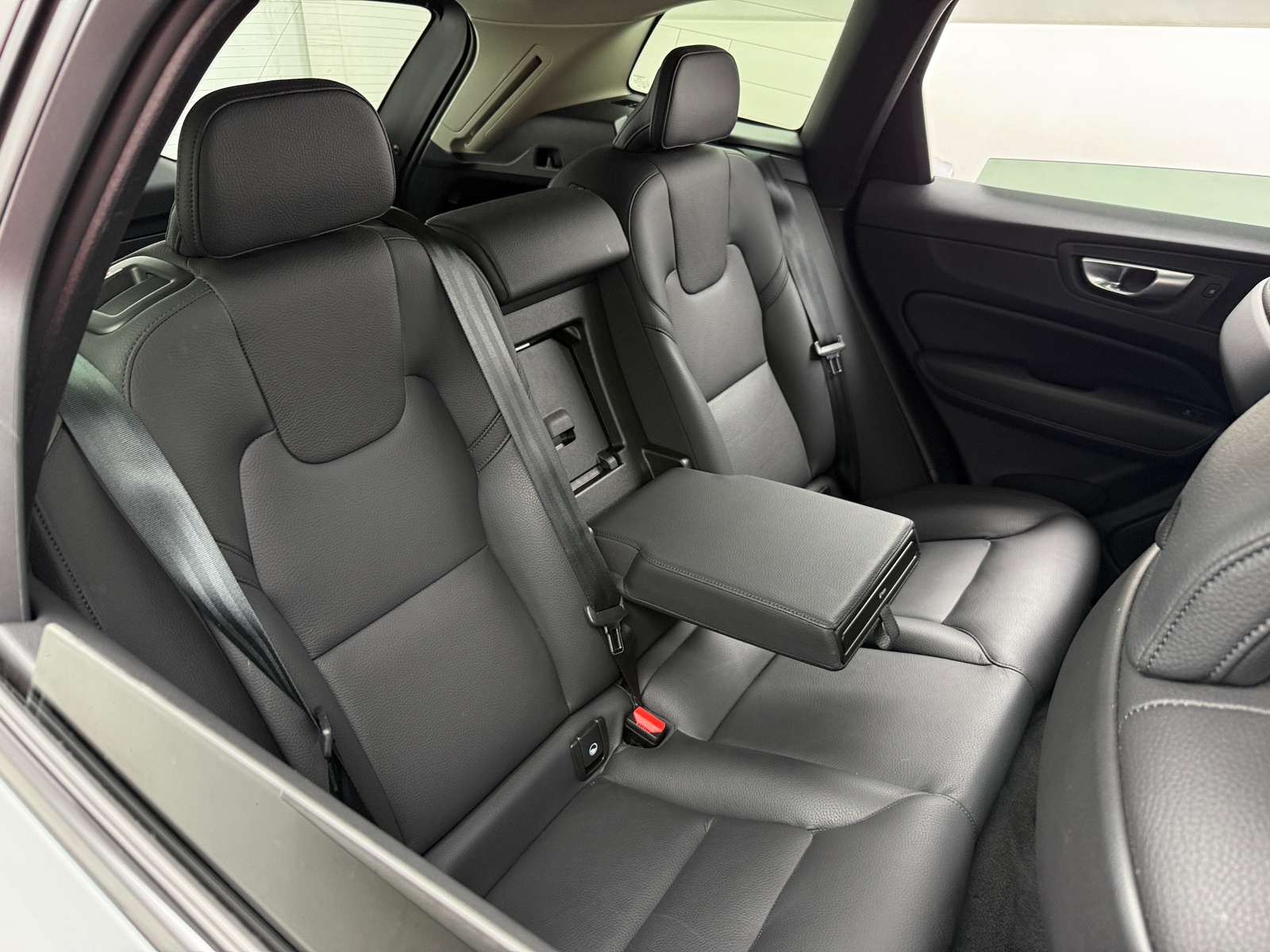 Thumbnail: 2024 Volvo XC60 - 5