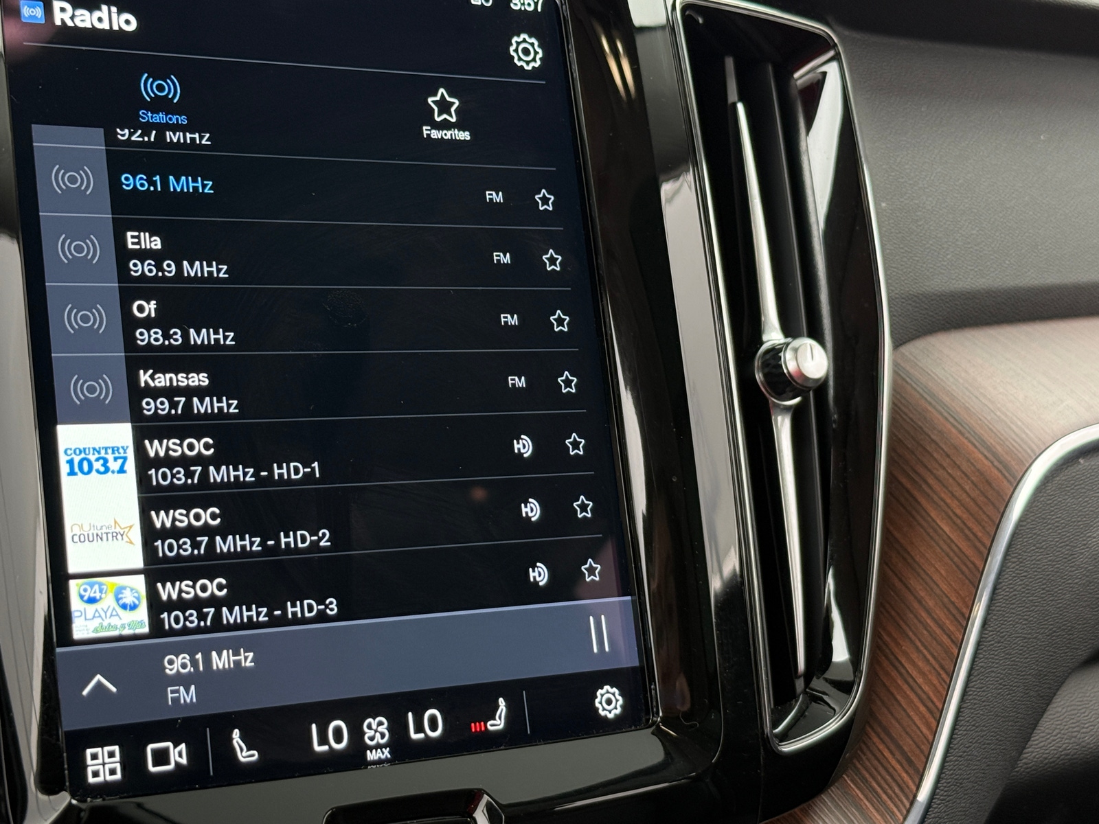 Thumbnail: 2024 Volvo XC60 - 3