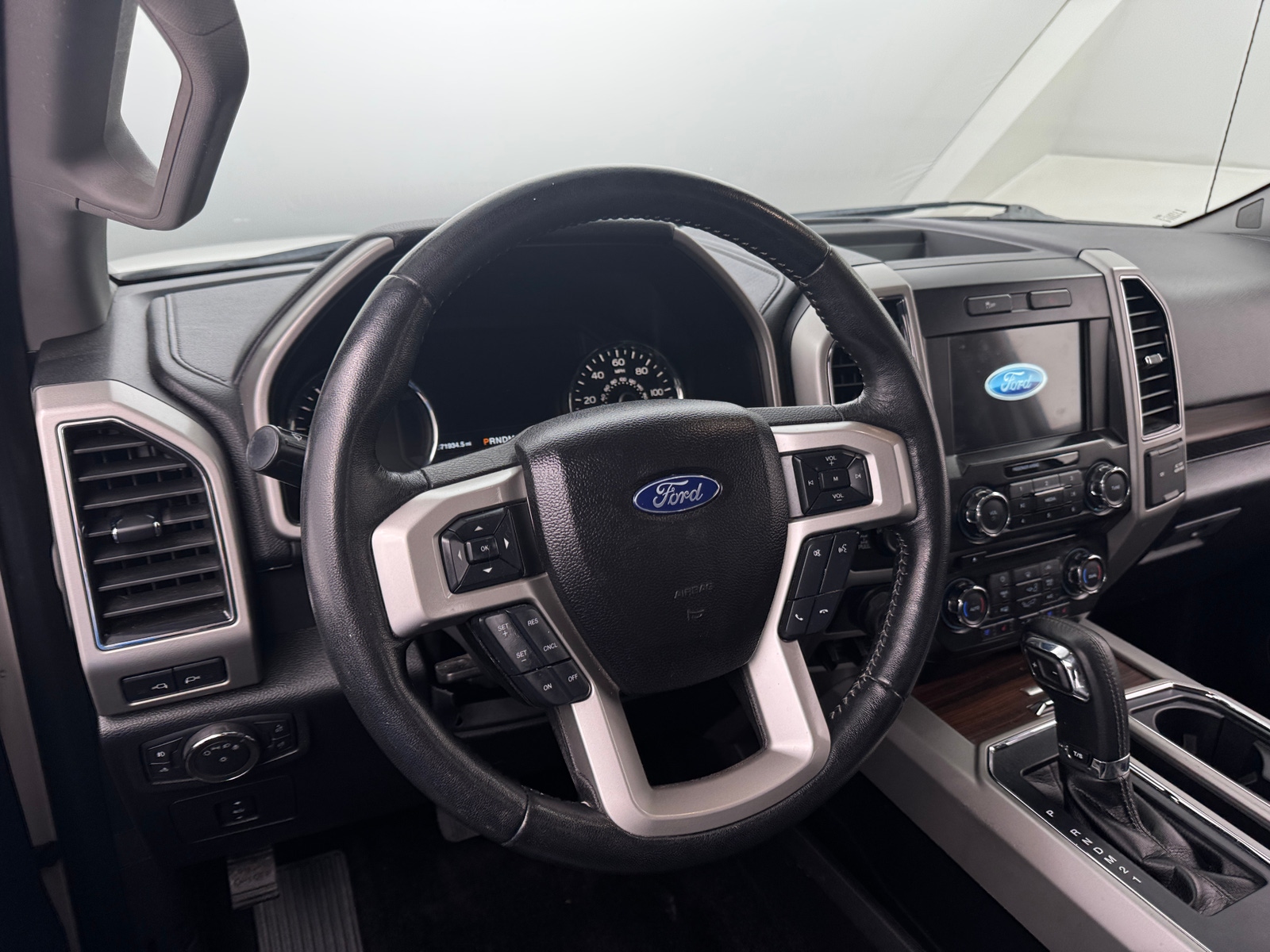 Thumbnail: 2017 Ford Econoline - 4