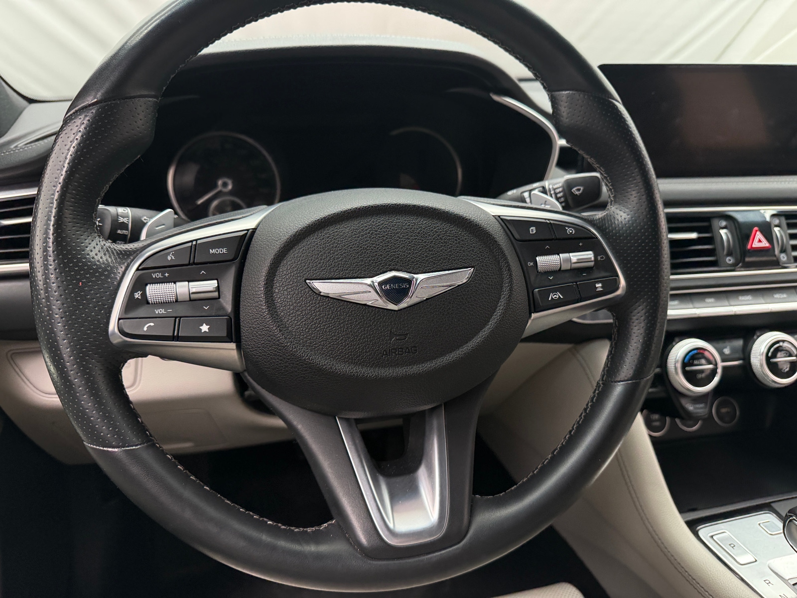 Thumbnail: 2023 Genesis G70 - 4