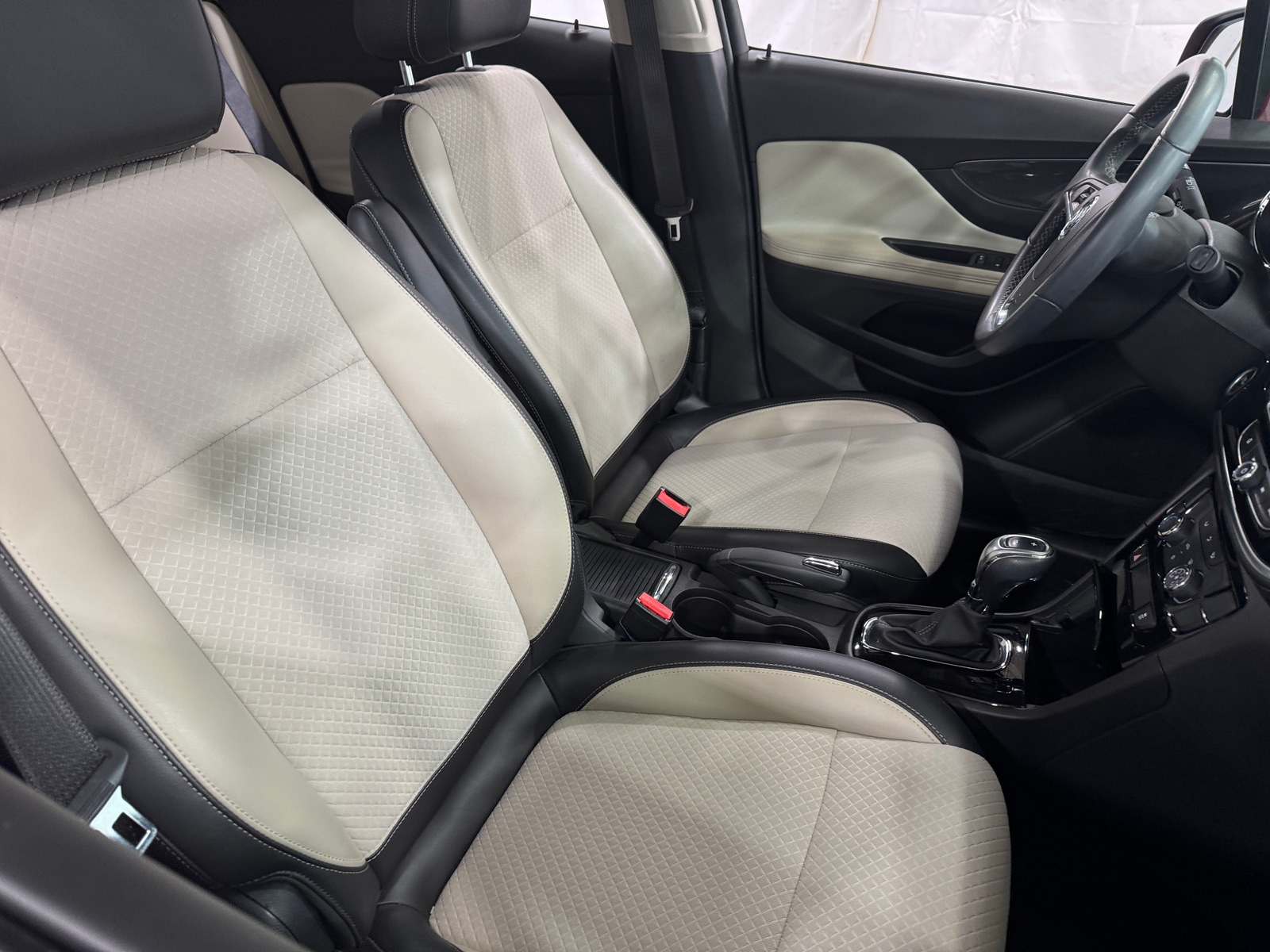 Thumbnail: 2018 Buick Encore - 2