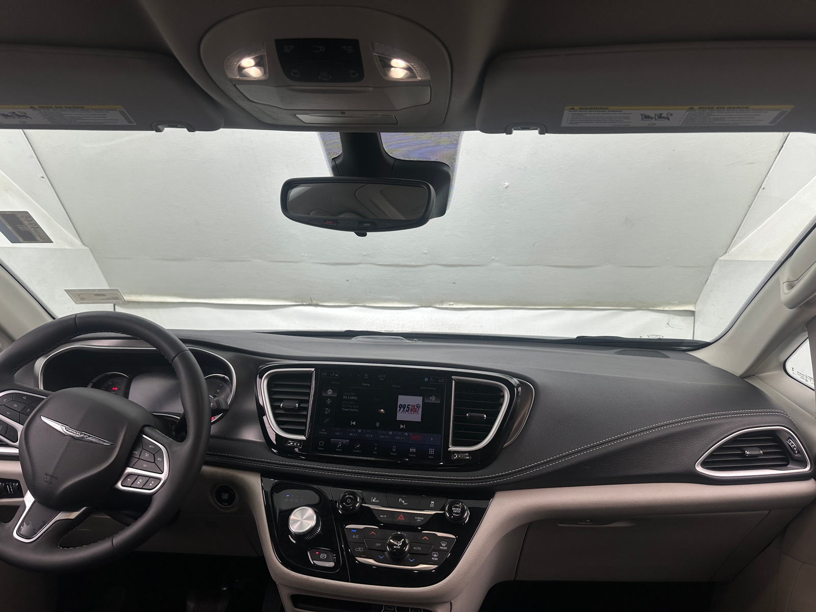 Thumbnail: 2024 Chrysler Pacifica - 2